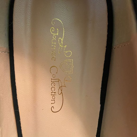 Journee Collection Black Heels - Picture 2 of 5